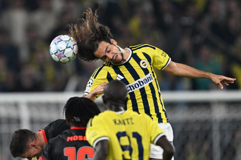 UEFA'nın Guendouzi tercihi Fenerbahçe taraftarını kızdırdı - Resim : 2
