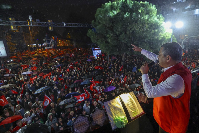 Özgür Özel: Cumhuriyetin yıkılmasına izin vermeyeceğiz - Resim : 18
