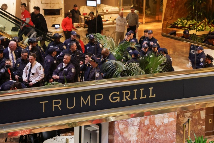 Trump Tower karıştı: 98 kişi gözaltına alındı - Resim: 9