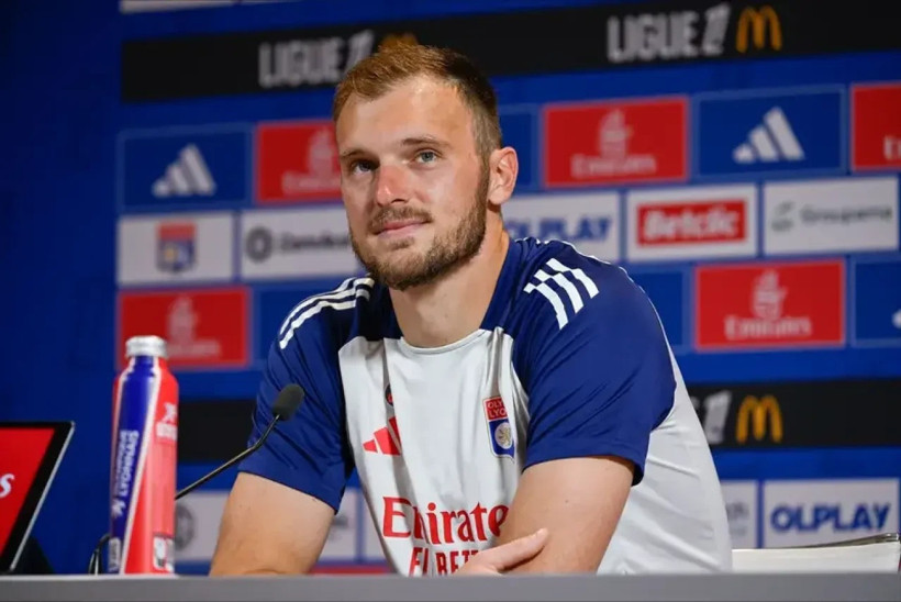 Galatasaray’ın kaleci transferine Fenerbahçe engeli: Mourinho dengeleri değiştirdi - Resim : 1