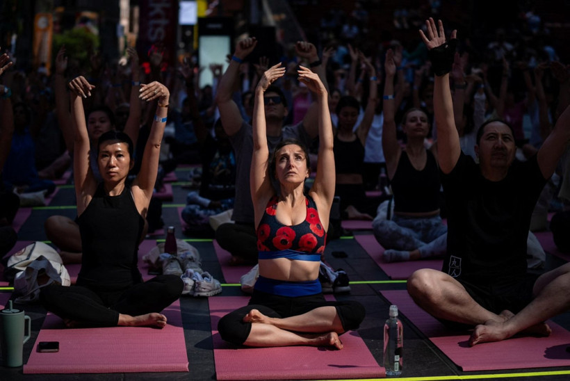 Modi'den yoga şov: Guinness rekoru denemesi - Resim: 5