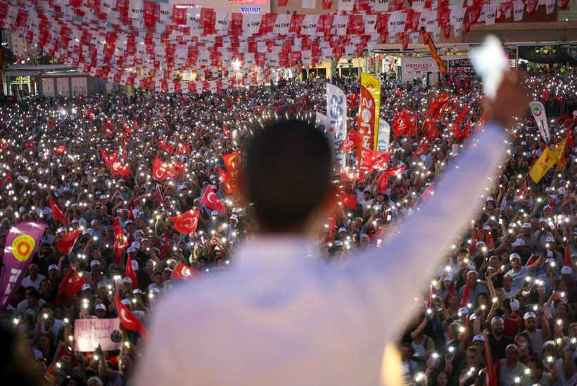 Özgür Özel'den Erdoğan'ın 'tarihi' açıklamasına sert yanıt - Resim : 1