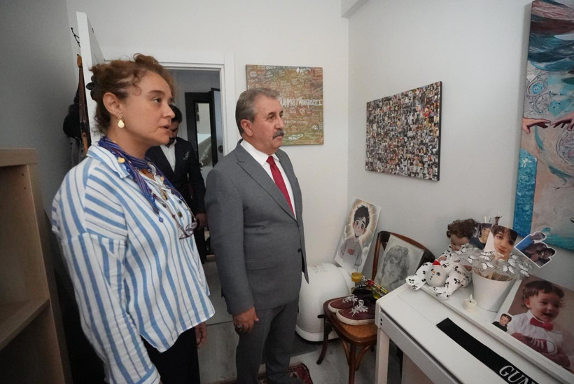 Destici'den Minguzzi ailesine ziyaret: Yasal düzenleme istedi - Resim : 1