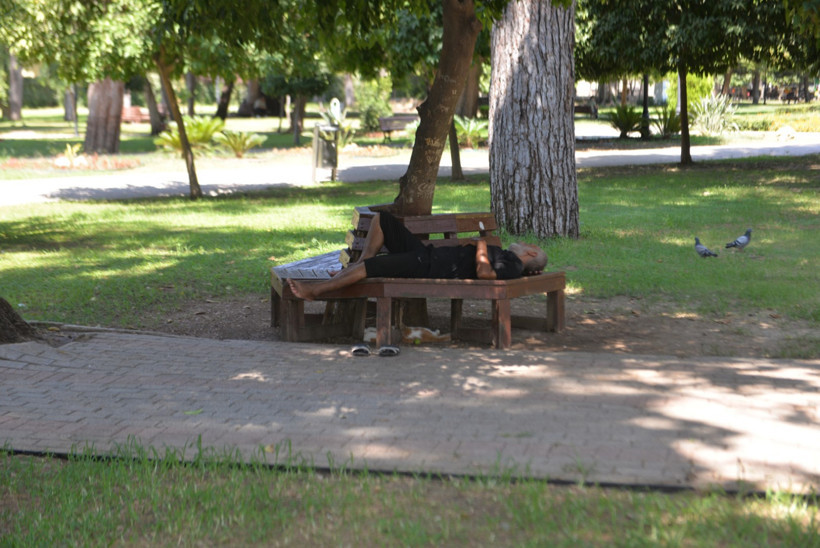 Adana kavruluyor! Son 95 yılın en sıcak günü yaşandı - Resim : 1