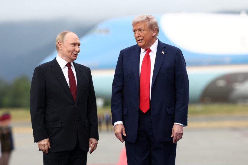 Trump ve Putin'in uçakları Alaska'ya indi: Barış çıkmazsa mutsuz olurum - Resim : 2