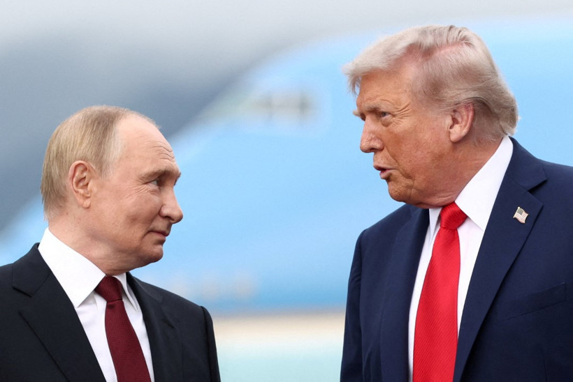 Trump ve Putin'in uçakları Alaska'ya indi: Barış çıkmazsa mutsuz olurum - Resim : 6