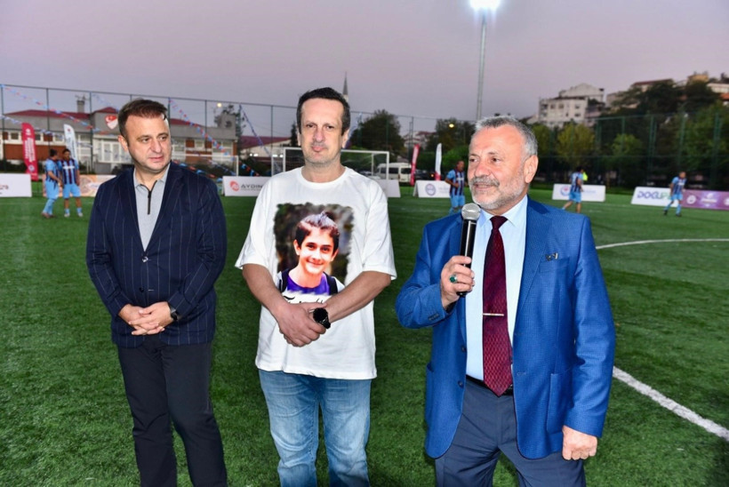 Trabzonspor'un efsaneleri Emir Yuşa için sahada - Resim : 1