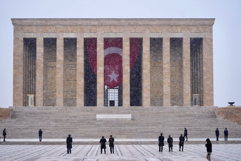 Beyaz örtü yurdu sardı - Resim: 1