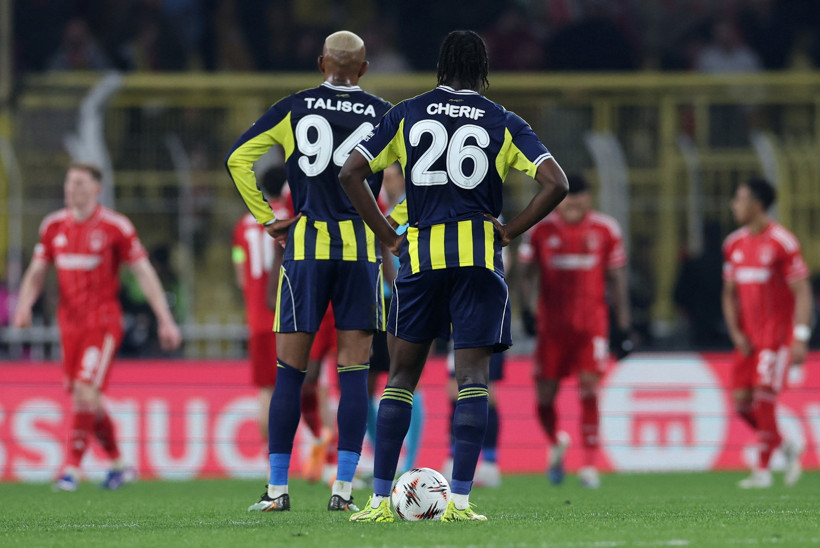 Fenerbahçe, Nottingham Forest'a direnemedi! Turu zora soktu: 0-3 - Resim : 2