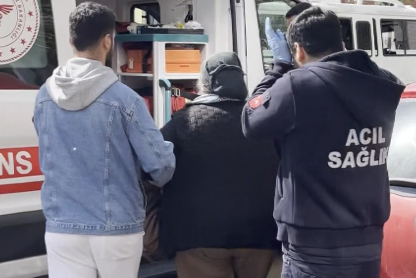 İndirim izdihamı: Hastanelik oldular - Resim : 2