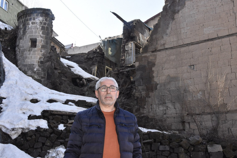 Tarihi evler yağışın etkisiyle yıkılmaya başladı - Resim : 1