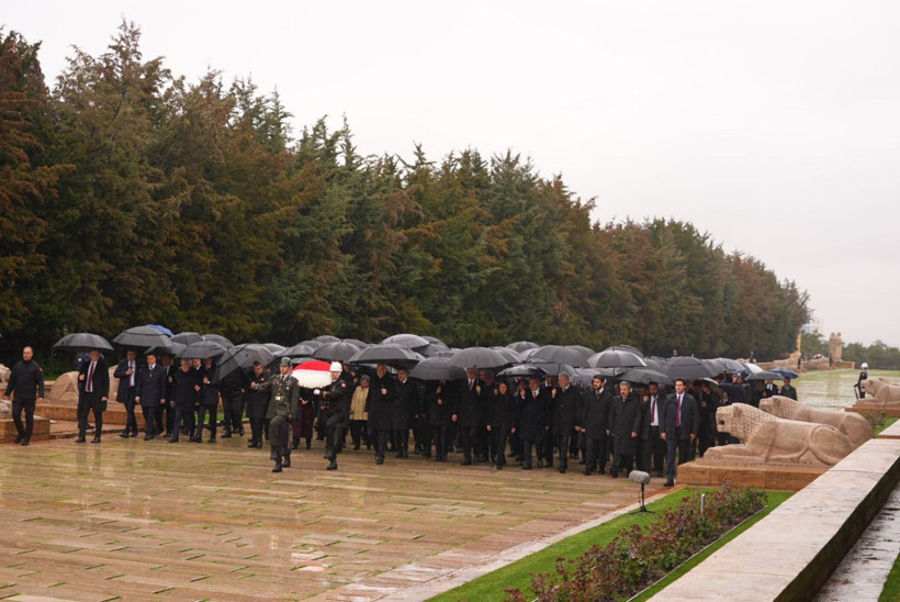 Devlet erkanı Ata'nın huzurunda - Resim: 3