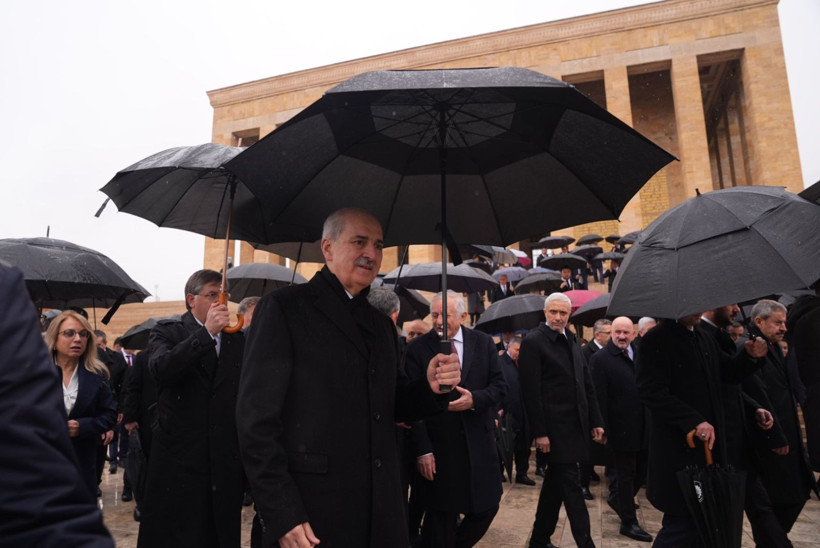 Devlet erkanı Ata'nın huzurunda - Resim: 7