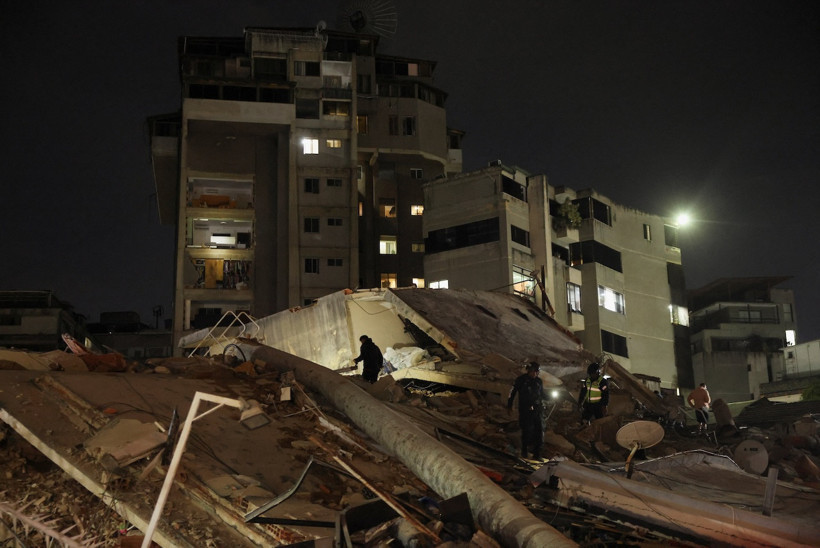Arka arkaya 7.5 ve 7.2'lik depremlerle sarsıldılar: OHAL geldi - Resim : 3