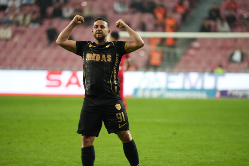 Amedspor yine 3 puan aldı. Liderliğe oturdu - Resim : 1