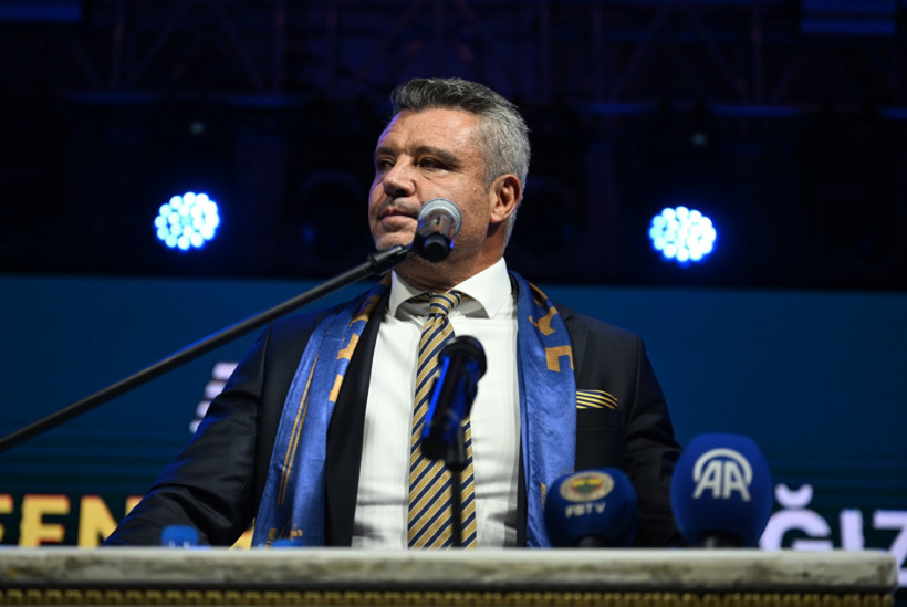 Hakan Safi, 1 milyon TL'ye Fenerbahçe forması satın aldı - Resim : 1