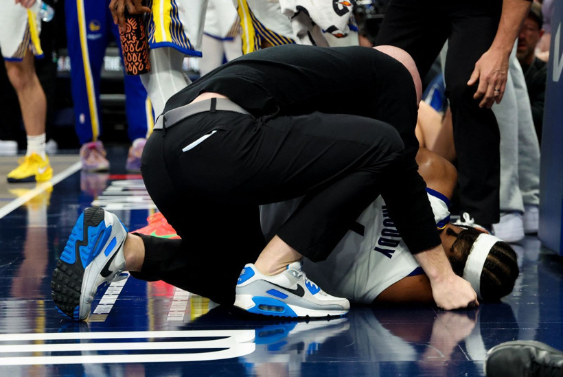 NBA'de korkunç sakatlık: Smaç için sıçradı, yere çakıldı! - Resim: 3