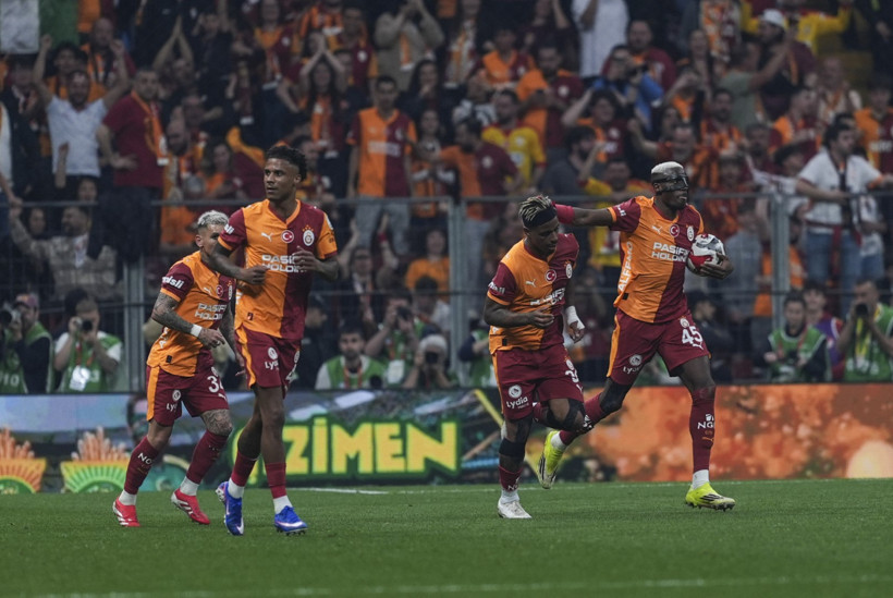 Galatasaray 26. kez şampiyon: RAMS Park'ta 6 gollü maçta kazandı: 4-2 - Resim : 2