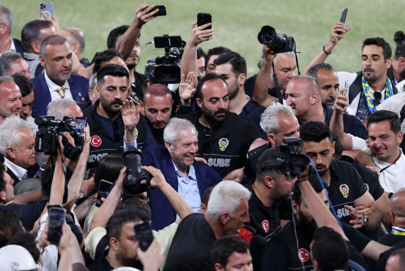 Fenerbahçe'nin yeni başkanı belli oldu: Hakan Safi, Aziz Yıldırım'ın zaferini ilan etti - Resim : 2