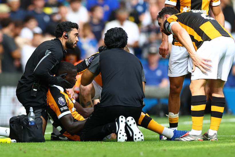 Hull City'de korkunç sakatlık! Apar topar hastaneye kaldırıldı - Resim : 1