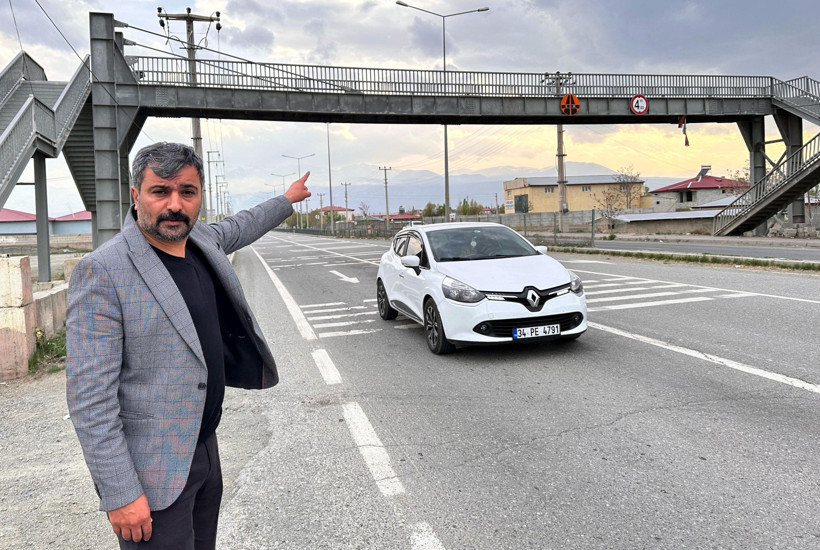 Üst geçit boş, yol dolu: Her gün ölüme davetiye çıkarıyorlar - Resim : 1