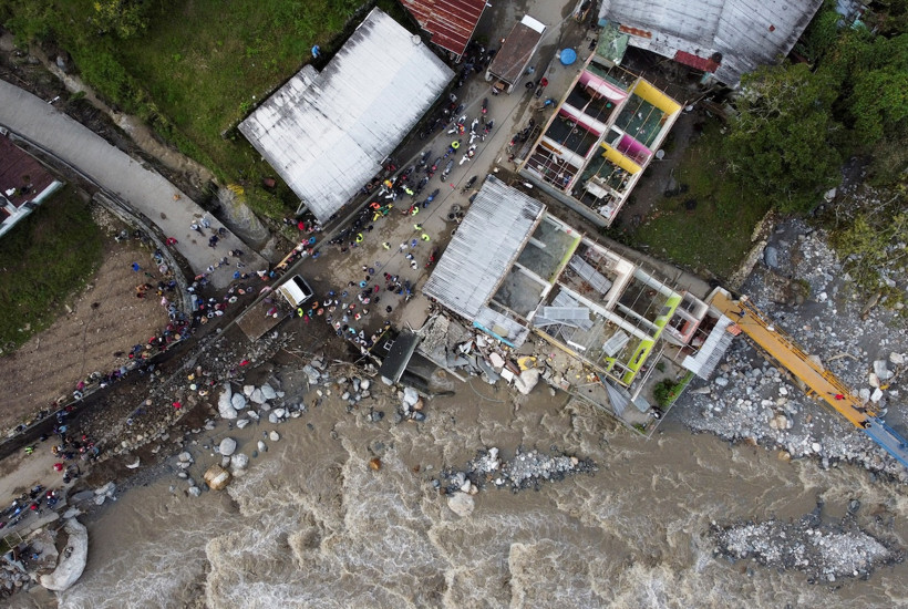 Venezuela'da sel felaketi: Binlerce insan tahliye edildi - Resim : 2
