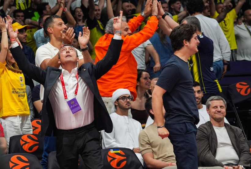 Ali Koç gözyaşlarını tutamadı: Şampiyonluğu böyle kutladı - Resim: 5