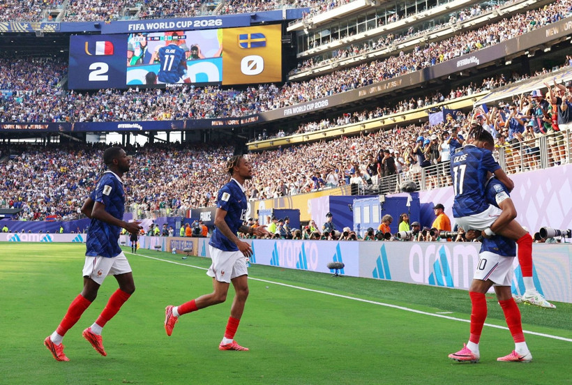 Mbappe vites yükseltti, Fransa rahat turladı: Son 16'daki rakip belli oldu - Resim: 8