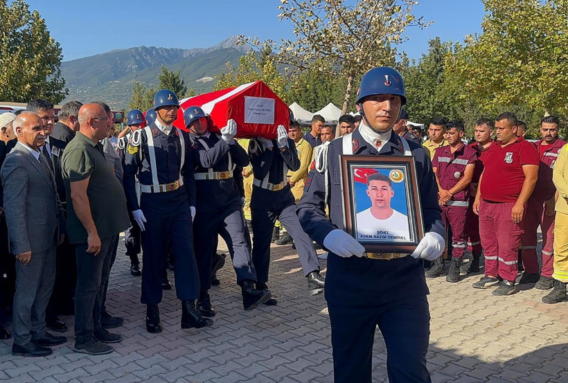 Acı haber: Yangın ihbarına giden orman işçisi şehit oldu - Resim : 2