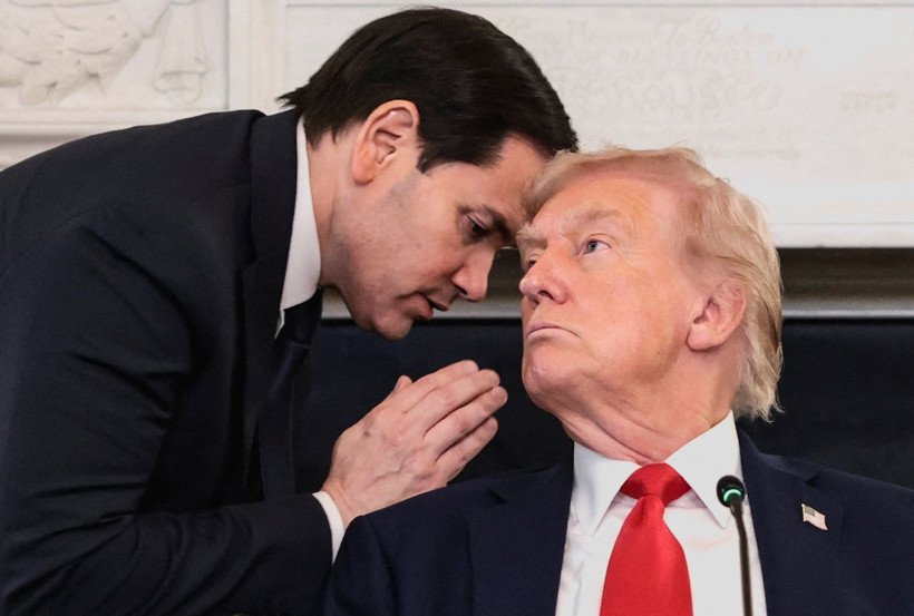 Trump, ateşkes anlaşmasını kameralar önünde böyle öğrendi - Resim : 1