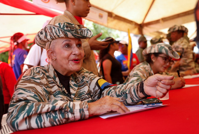 Trump suçladı, Maduro'dan misilleme: Savaş tamtamları çalıyor - Resim : 2