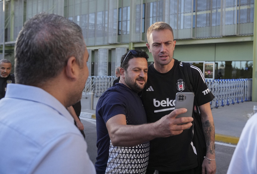 Galatasaray-Beşiktaş derbisinde milli kaleci düellosu - Resim : 3