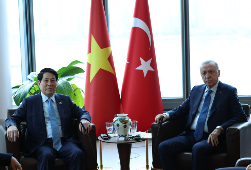 Erdoğan, Macron ile görüştü - Resim : 2