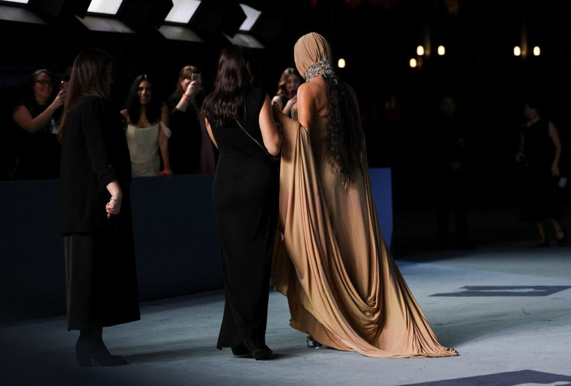 Ünlü isimden sürpriz: Kimse tanıyamadı - Resim: 8