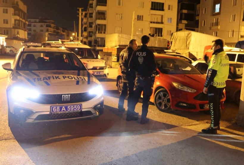 Film sahnelerini aratmayan kovalamaca: 'Saçımı düzeltseydim bari' - Resim : 3