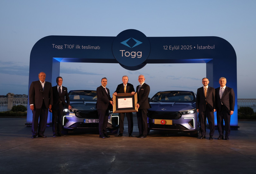Erdoğan'a Togg'un yeni modeli hediye edildi - Resim : 3
