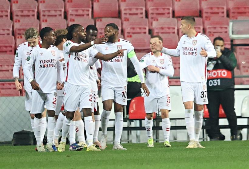 Samsunspor çeyrek finali zora soktu! Kazanan Rayo Vallecano oldu: 1-3 - Resim : 1