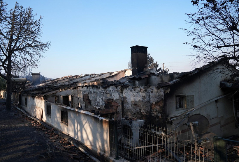 İzmir yanıyor: Belediye başkanı isyan etti, felaketin boyutu gün ağarınca ortaya çıktı - Resim: 20