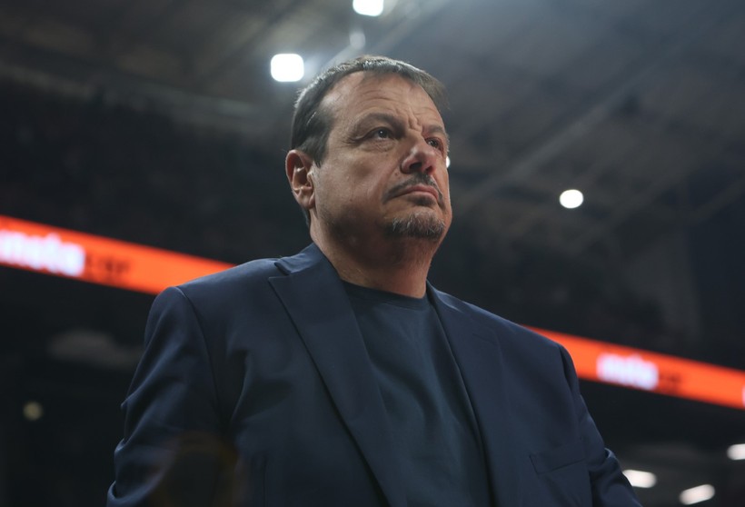 Anadolu Efes'e Ergin Ataman darbesi: Pana'dan 15 sayı fark - Resim : 1