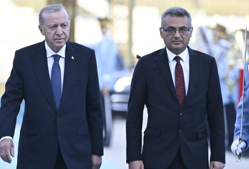 Erhürman seçimlerin ardından Türkiye'de - Resim : 1