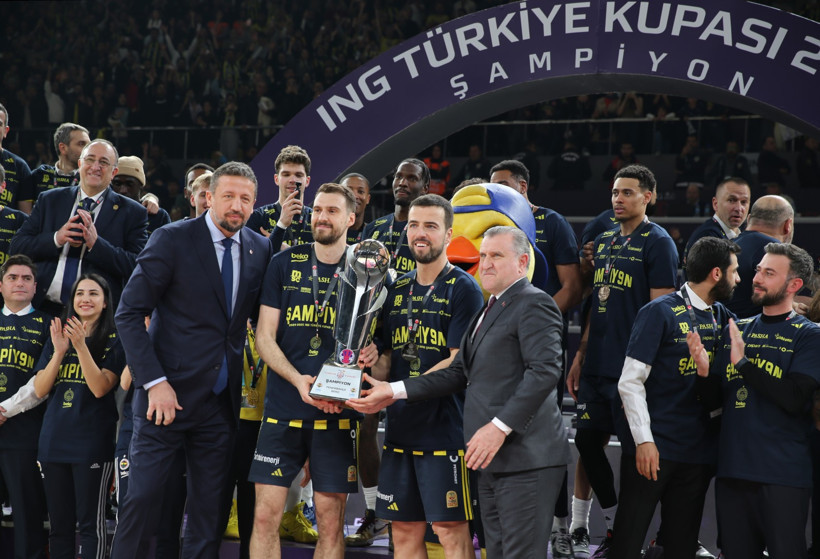 Beşiktaş’a tarihi fark: Fenerbahçe rekor kırarak şampiyon oldu - Resim : 4
