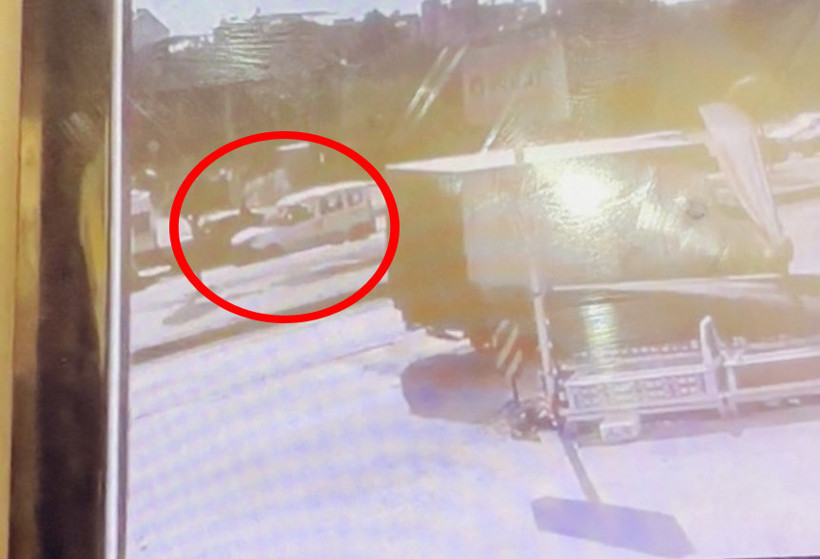 İzmir'de otomobile silahlı saldırı: 3 ölü, 3 yaralı - Resim : 8