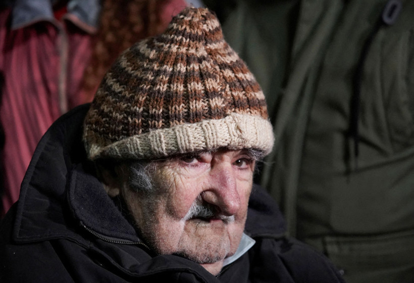 Dünyanın en yoksul başkanı Jose Mujica yaşamını yitirdi - Resim : 2