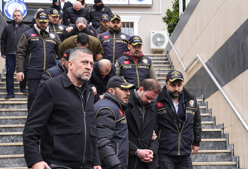 Futbolcu cinayeti ş&uuml;phelileri adliyede - Resim : 2