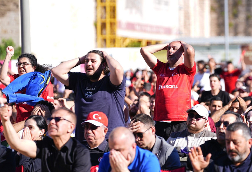 Dünya Kupası heyecanı meydanlara taştı: Hevesler kursakta kaldı - Resim: 14