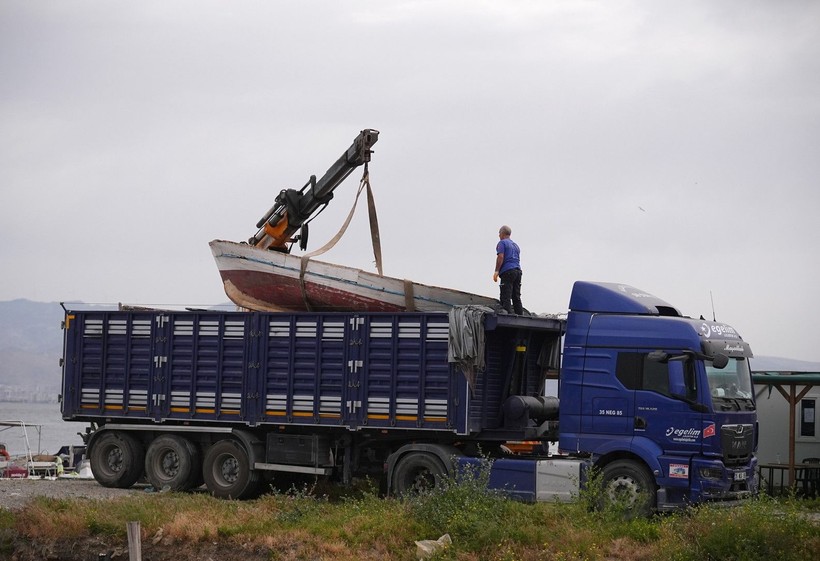 Tekne mezarlığına neşter - Resim: 6