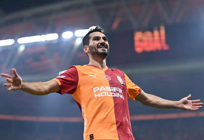 Galatasaray ateş çemberinden çıktı: 5 gol, 2 kırmızı kart: 3-2 - Resim : 3