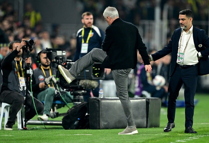 Mourinho: İstifa mı, o da ne? 25 yıllık kariyerinde çarpıcı tablo - Resim: 11