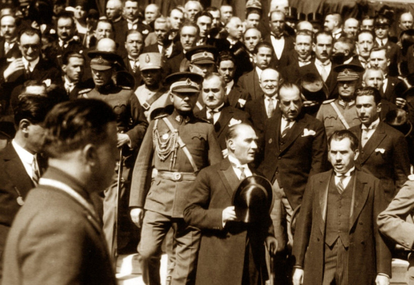 102 yıldır aynı heyecan: Yaşasın 29 Ekim, yaşasın Türkiye Cumhuriyeti - Resim: 13