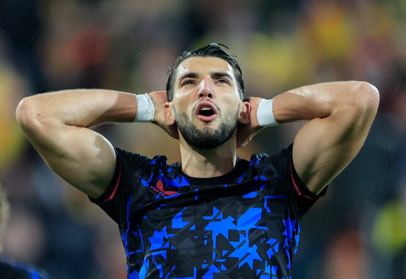 Ünlü futbolcuya cinsel saldırıdan 8.5 yıl hapis cezası - Resim : 1